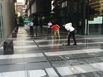 開催後の掃除の様子