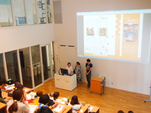 雑誌「Poco A Poco」は恵比寿にある「感想文庫」編集長にインタビュー