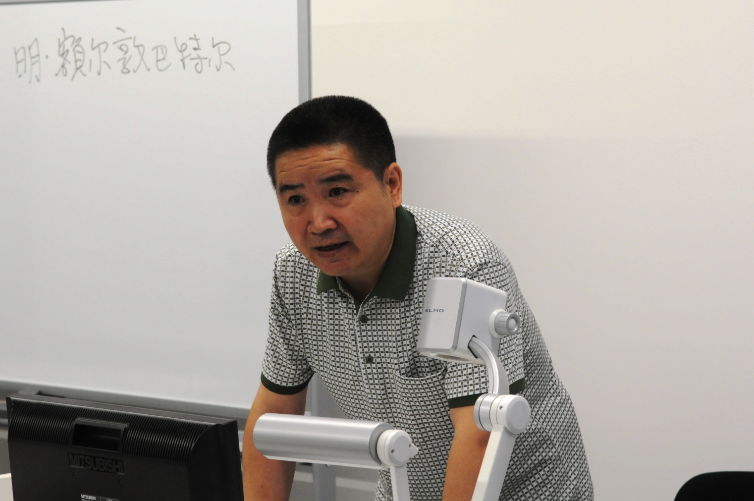 エルデニバートル先生.jpg